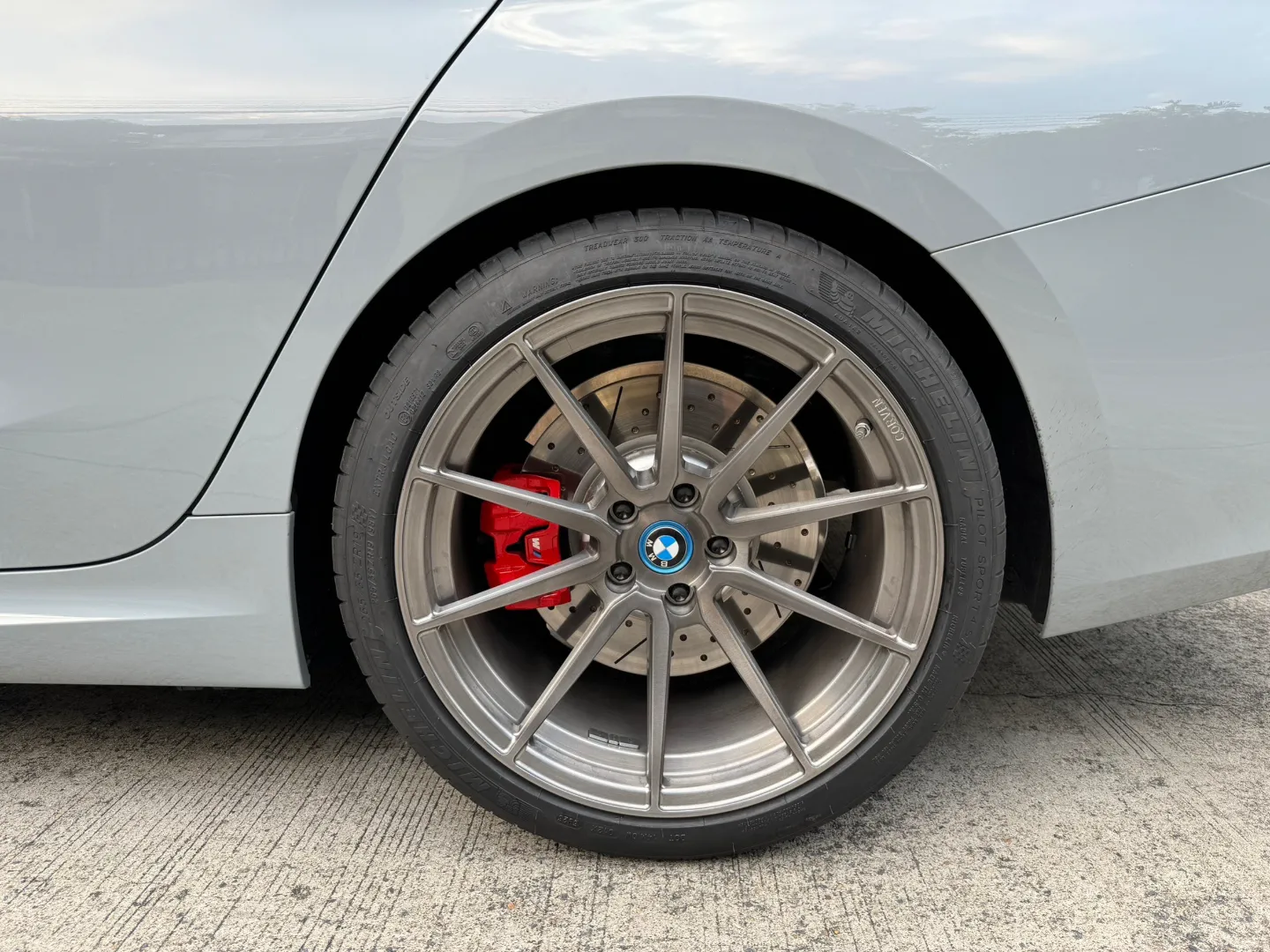 BMW G20 Front View with CORVEN FORGED Wheels - Aggressive Forged Wheels Stance